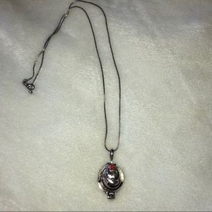 Elana Gilbert Vampire Diaries necklace